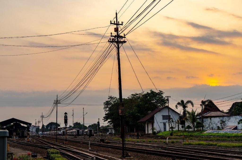 Hotel Tentrem Jogjakarta Buitenkant foto