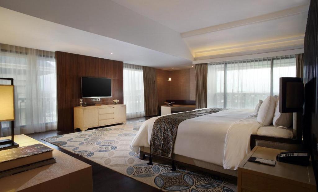 Hotel Tentrem Jogjakarta Buitenkant foto
